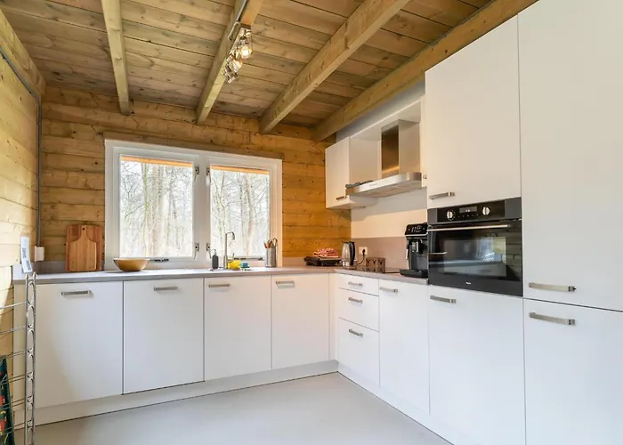 Scilla 펜션 수스터베르흐